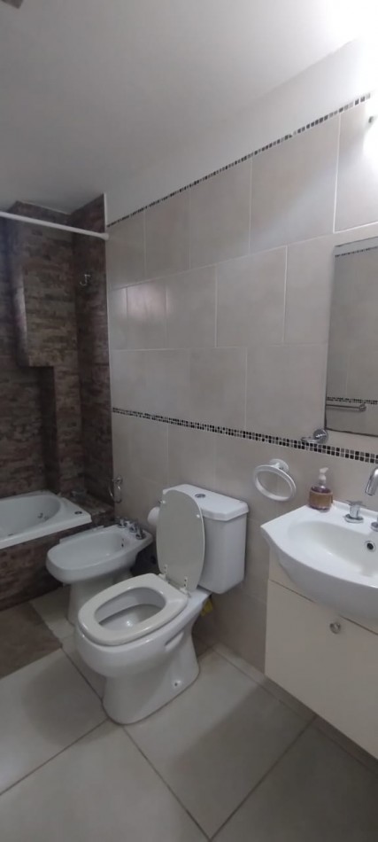 "Departamento en Mar de Ostende a dos Cuadras del Mar"