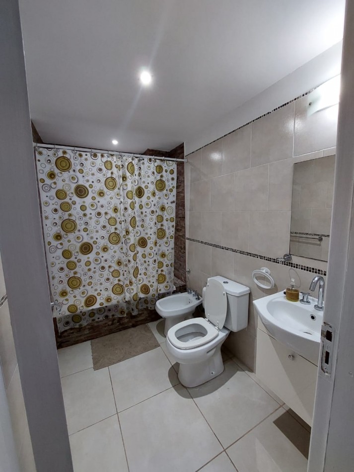 "Departamento en Mar de Ostende a dos Cuadras del Mar"