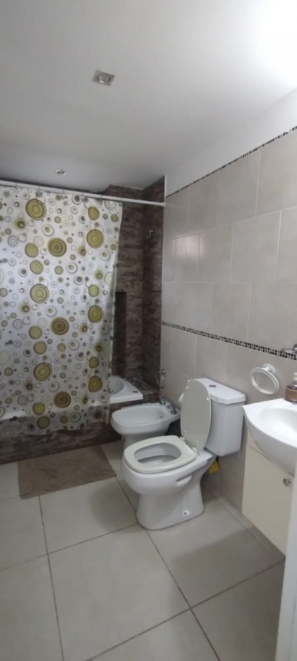 "Departamento en Mar de Ostende a dos Cuadras del Mar"