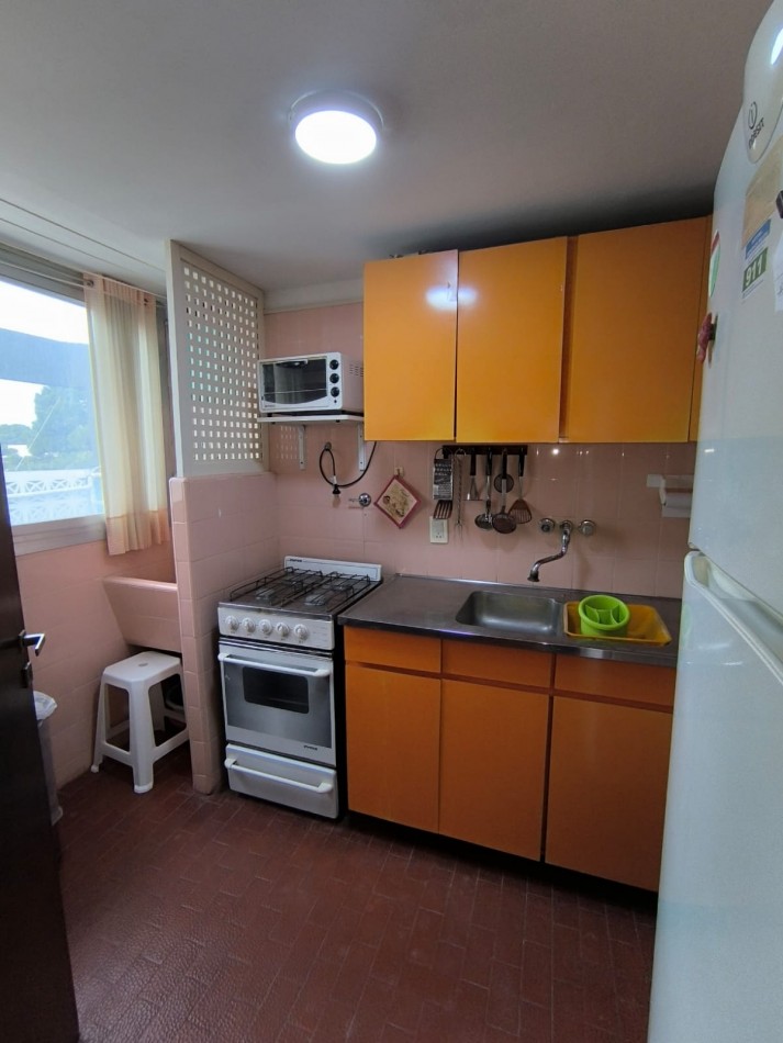 Departamento en Cazon 1024