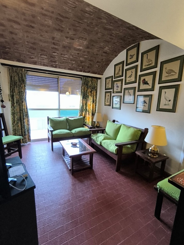 Departamento en Cazon 1024