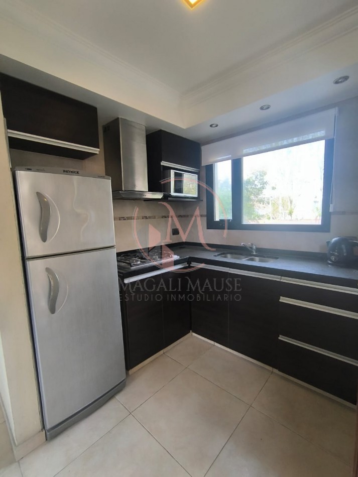 Valeria Point: Departamento con Pileta Climatizada a Metros del Centro