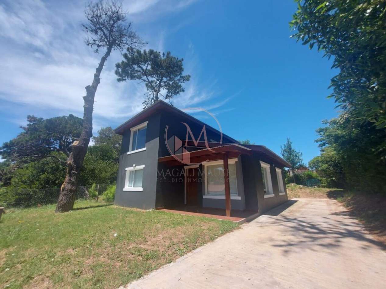 Casa minimalista en Valeria del Mar