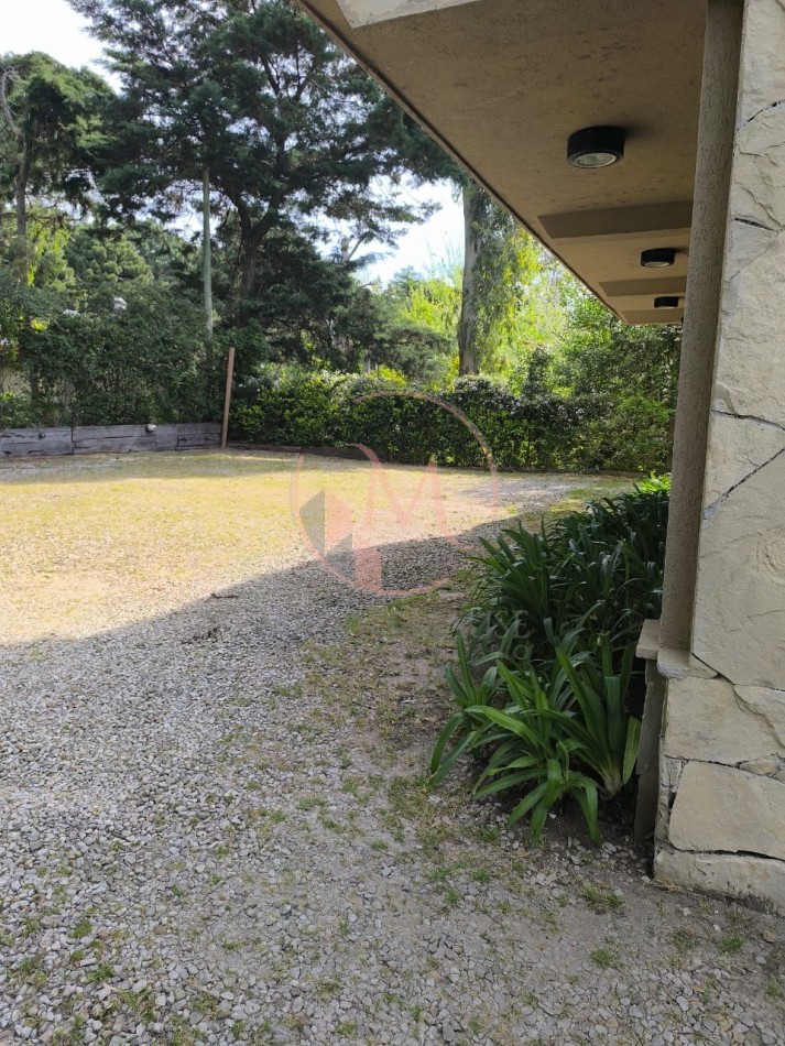 Valeria Point: Departamento con Pileta Climatizada a Metros del Centro