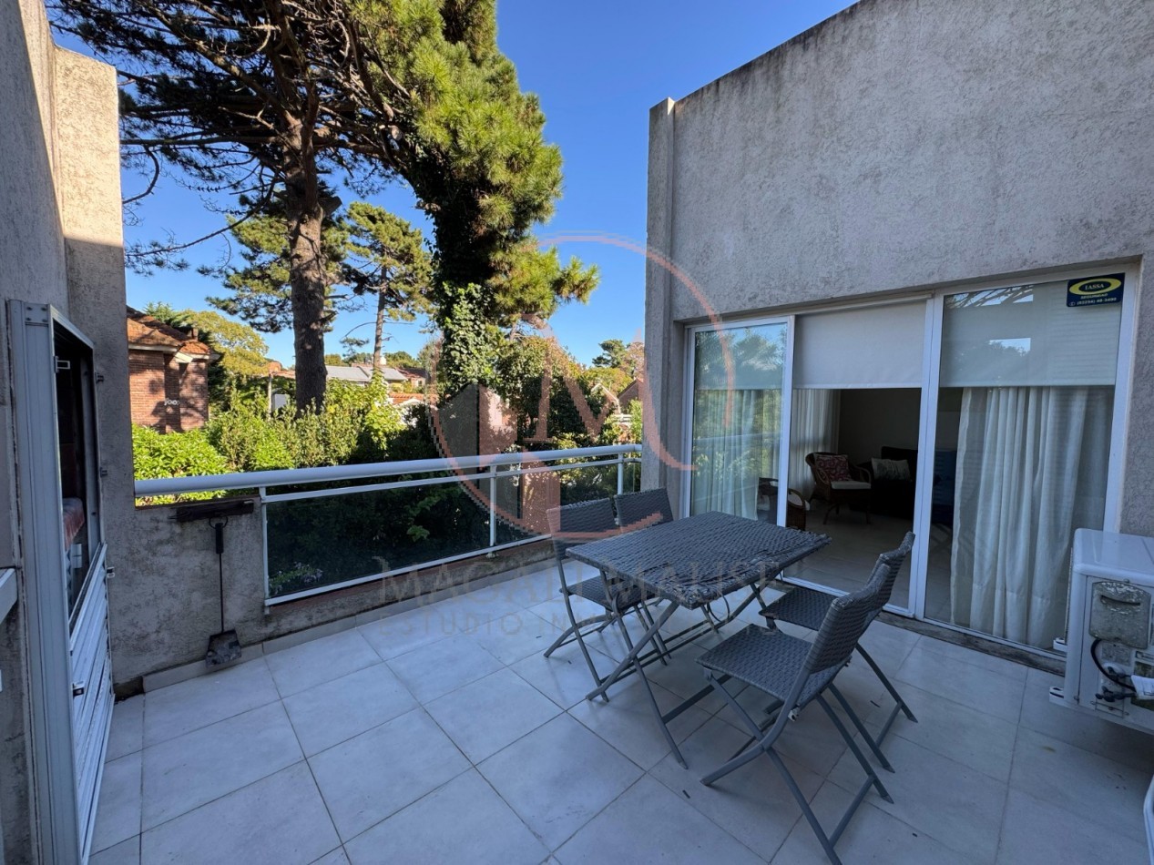 DEPARTAMENTO EN VENTA 3 AMBIENTES EN PINAMAR CON PILETA Y COCHERA