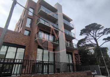 Departamento en Pinamar con Vista Panoramica, Pileta y Cochera